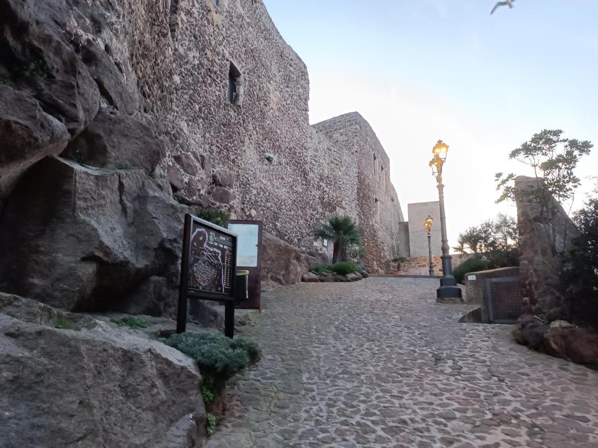 B&B Casa Doria Кастельсардо Экстерьер фото