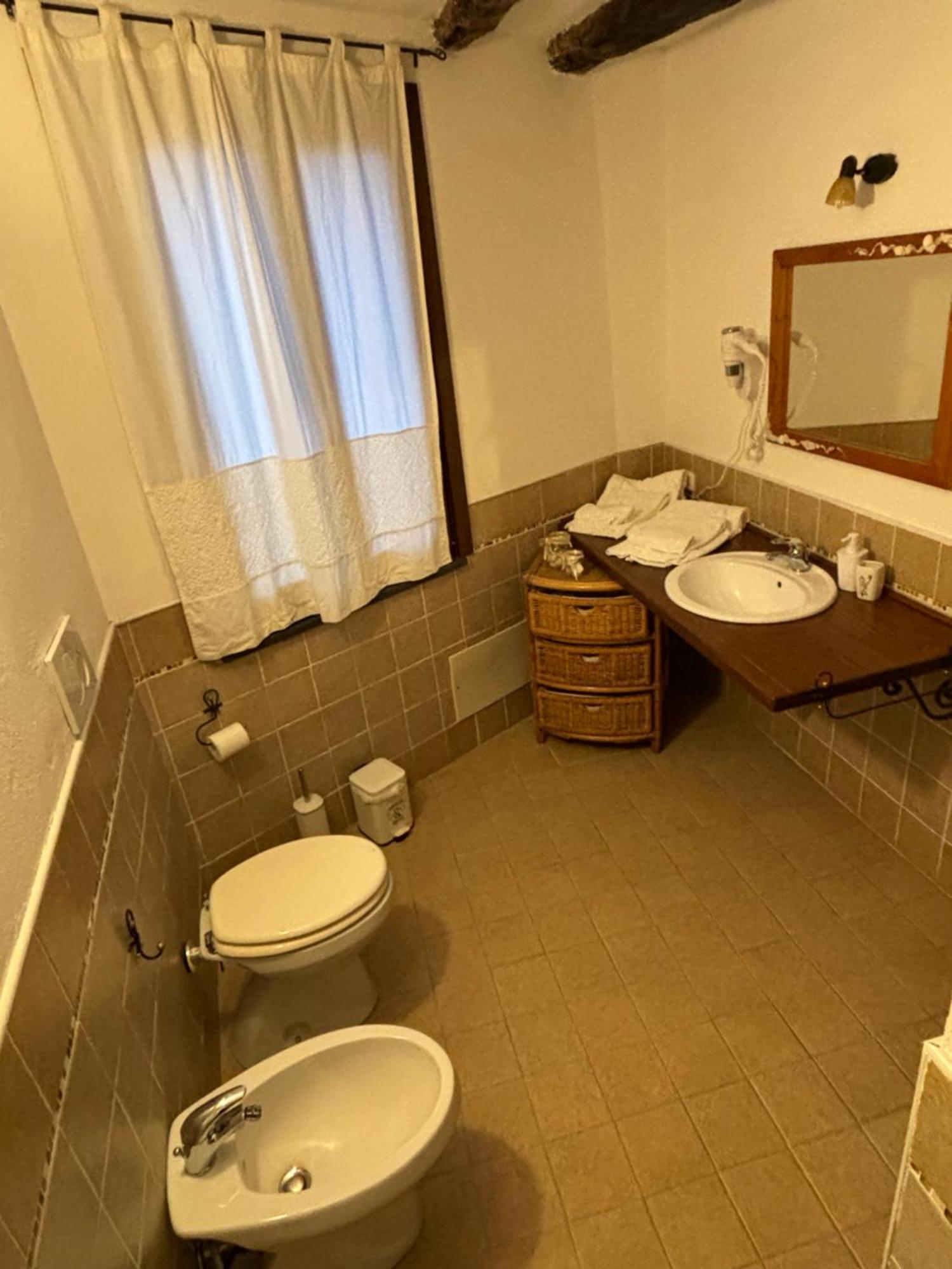 B&B Casa Doria Кастельсардо Экстерьер фото