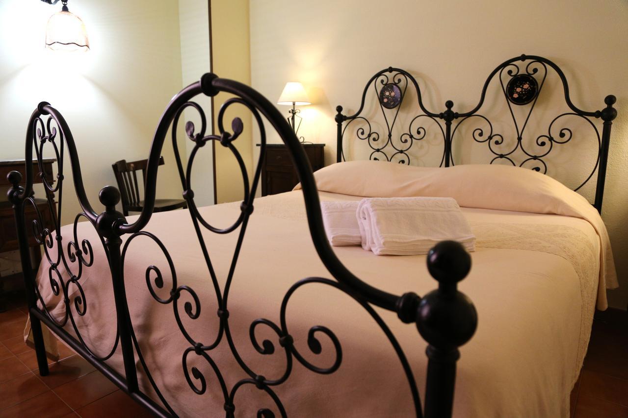 B&B Casa Doria Кастельсардо Экстерьер фото